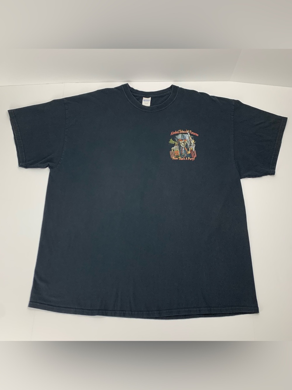 Alcohol Tobacco & Firearms T-Shirt Skeleton Pirate Skull Party Tee Mens Size 2XL